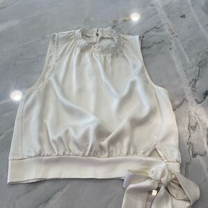 Glam silky sleeveless top w waist tie